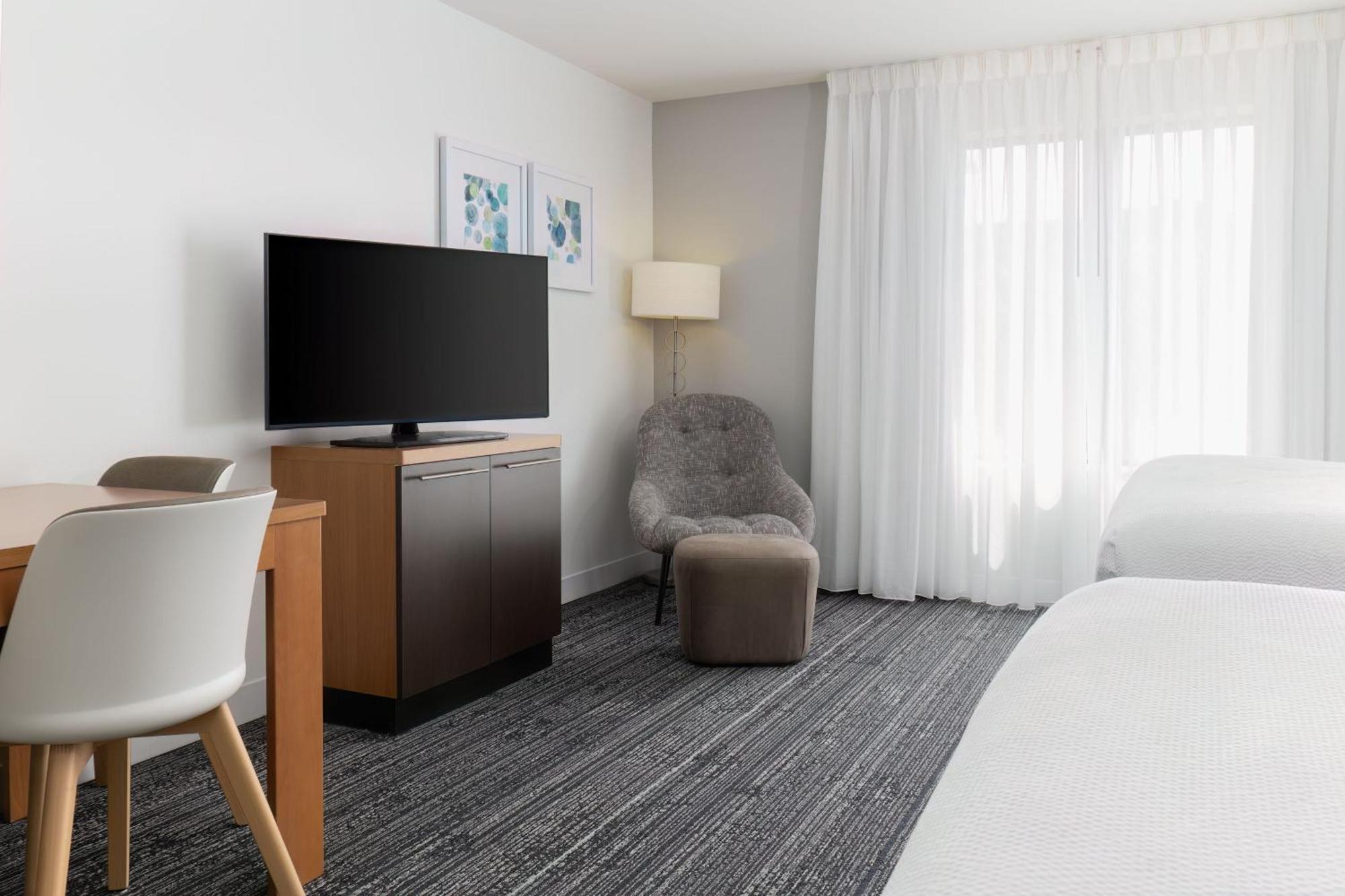 Towneplace Suites By Marriott Erie Ngoại thất bức ảnh